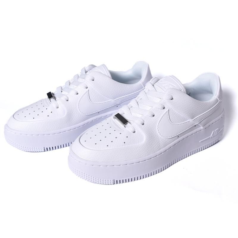 厚底★大人気のホワイト　NIKE Air Force 1Stage lowレディース