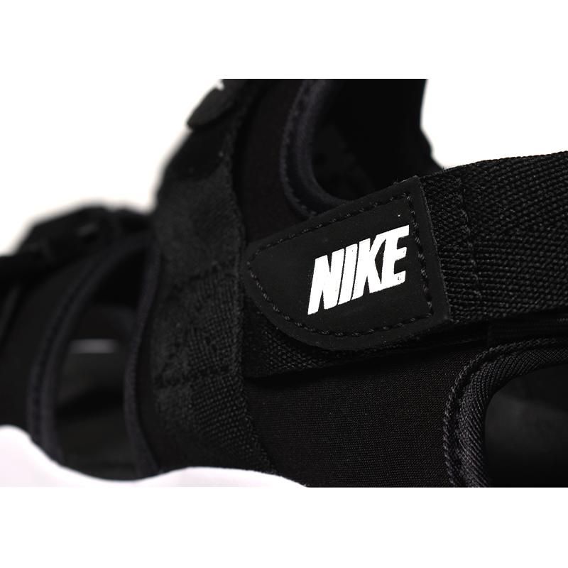 Nike WMNS Canyon Sandal ブラック/ホワイト 7 NIKE WMNS NIKE CANYON SANDAL(ナイキ ウィメンズ キャニオン