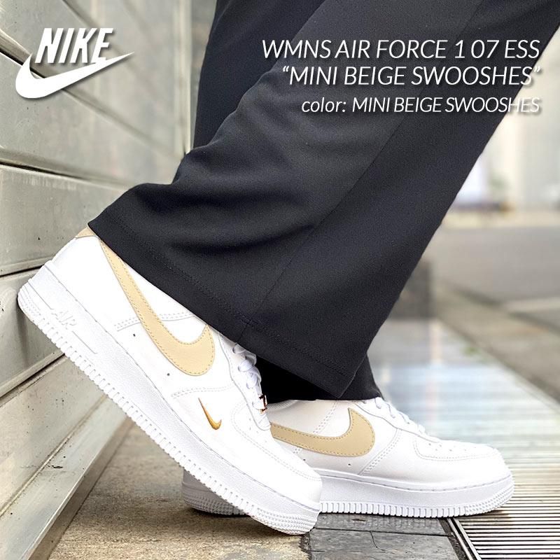 NIKE WMNS AIR FORCE 1 07 ESS “MINI BEIGE SWOOSHES” ナイキ ...