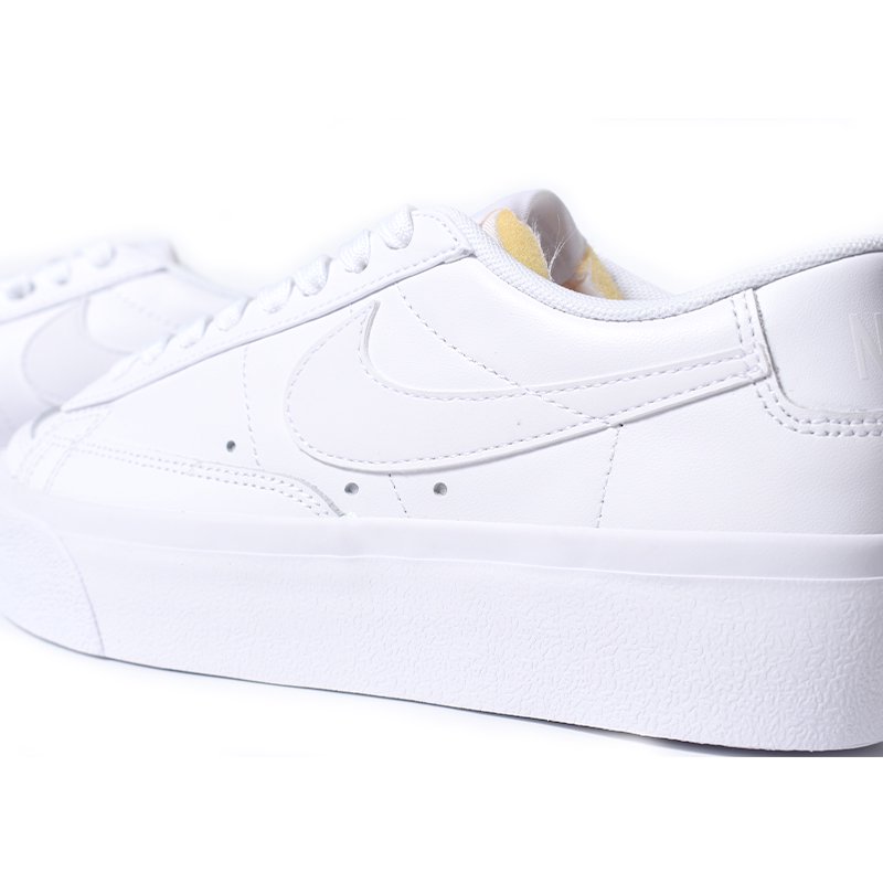 NIKE W BLAZER LOW PLATFORM 