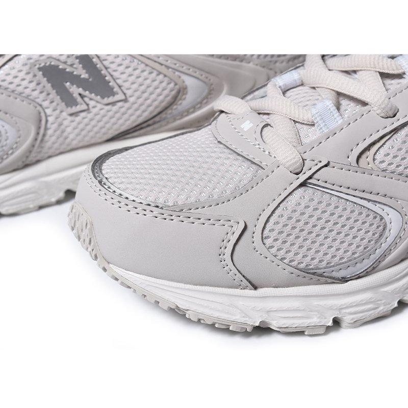 中華のおせち贈り物 new balance ニューバランス ムーンビームML408D