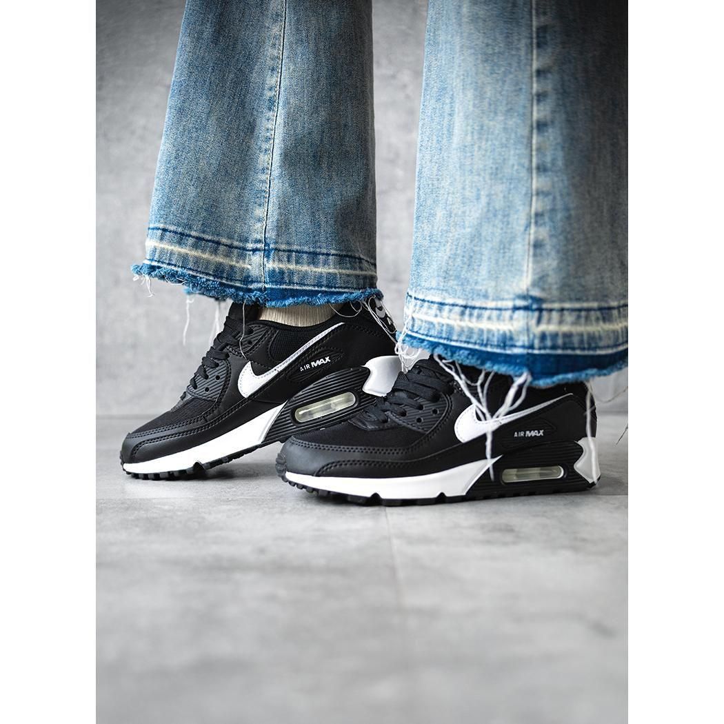 NIKE WMNS AIR MAX 90 