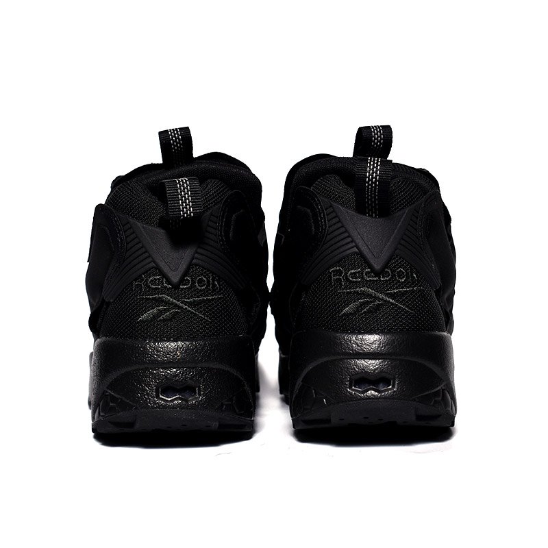 REEBOK INSTA PUMP FURY OG ”TRIPLE BLACK” リーボック インスタ