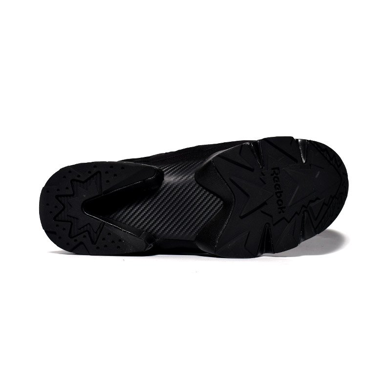 REEBOK INSTA PUMP FURY OG ”TRIPLE BLACK” リーボック インスタ