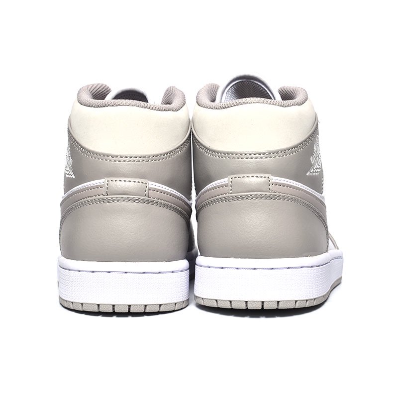 日本未発売 NIKE AIR JORDAN 1 MID 