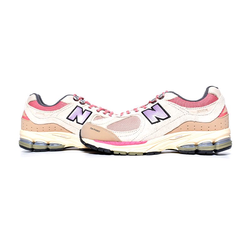 NEW BALANCE M2002RWL “WONDERLAND PACK” BEIGE × PINK ニューバランス