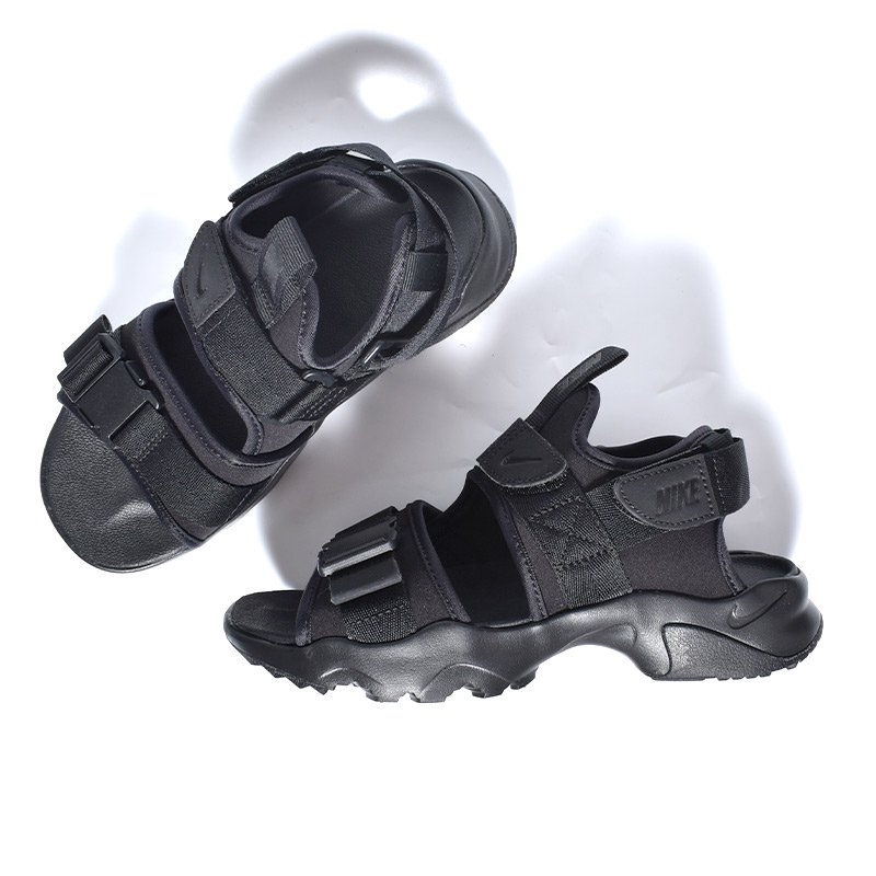 NIKE WMNS CANYON SANDAL ”TRIPLE BLACK” ナイキ ウィメンズ