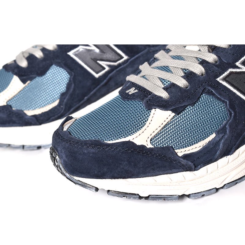 NEW BALANCE M2002RDF 