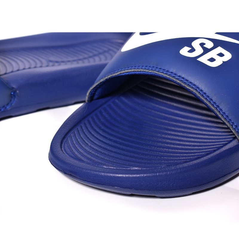 日本未発売 NIKE BENASSI VICTORI ONE SLIDE SB ”NAVY” ナイキ べ