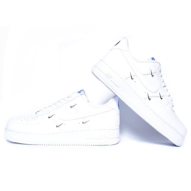 NIKE WMNS AIR FORCE 1 '07 LX “MINI CHROME SWOOSHES” WHITE ナイキ