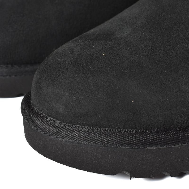 新品UGGアグクラシックショートレザーボアブーツブラック黒 ブラック ブラック UGG アグ ショートブーツ クラシックショート レザー ブラック