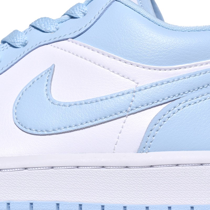 日本未発売 NIKE WMNS AIR JORDAN 1 LOW 