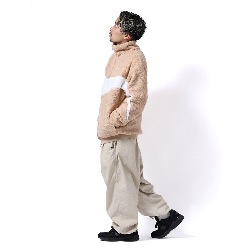 NIKE BIG SWOOSH BOA JACKET BEIGE × WHITE ナイキ ビッグ スウッシュ