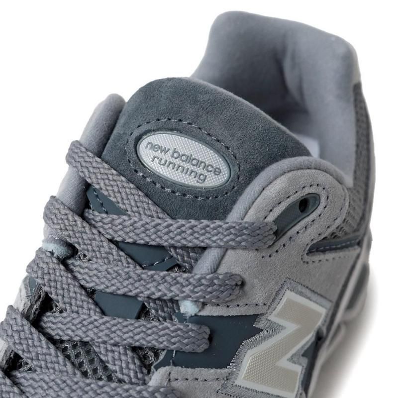 NEW BALANCE M2002RST 
