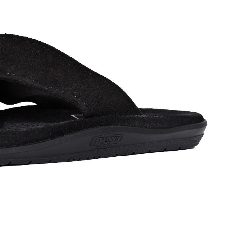 ISLAND SLIPPER SUEDE CROSS 