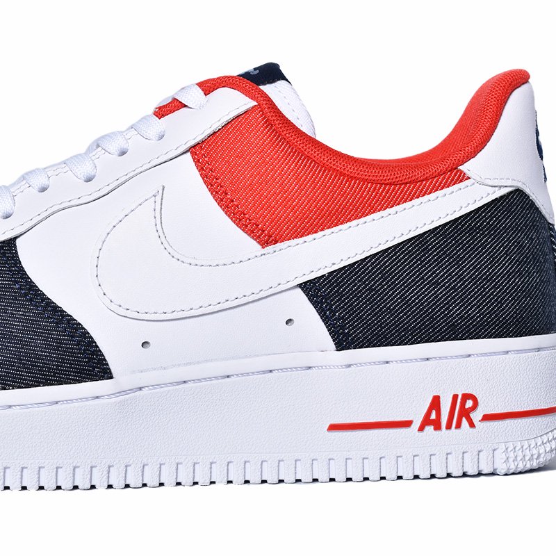 日本未発売 NIKE AIR FORCE 1 '07 LX 