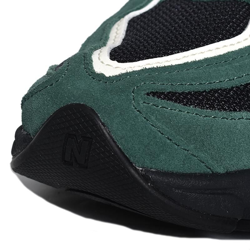 NEW BALANCE U9060VRA 