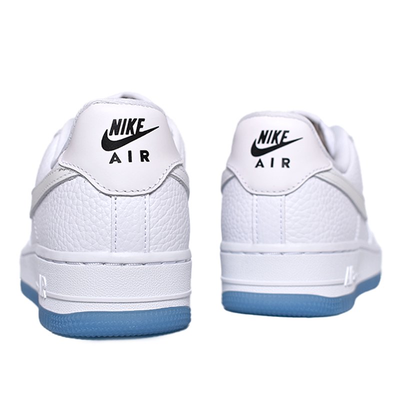 NIKE WMNS AIR FORCE 1 07 LX 