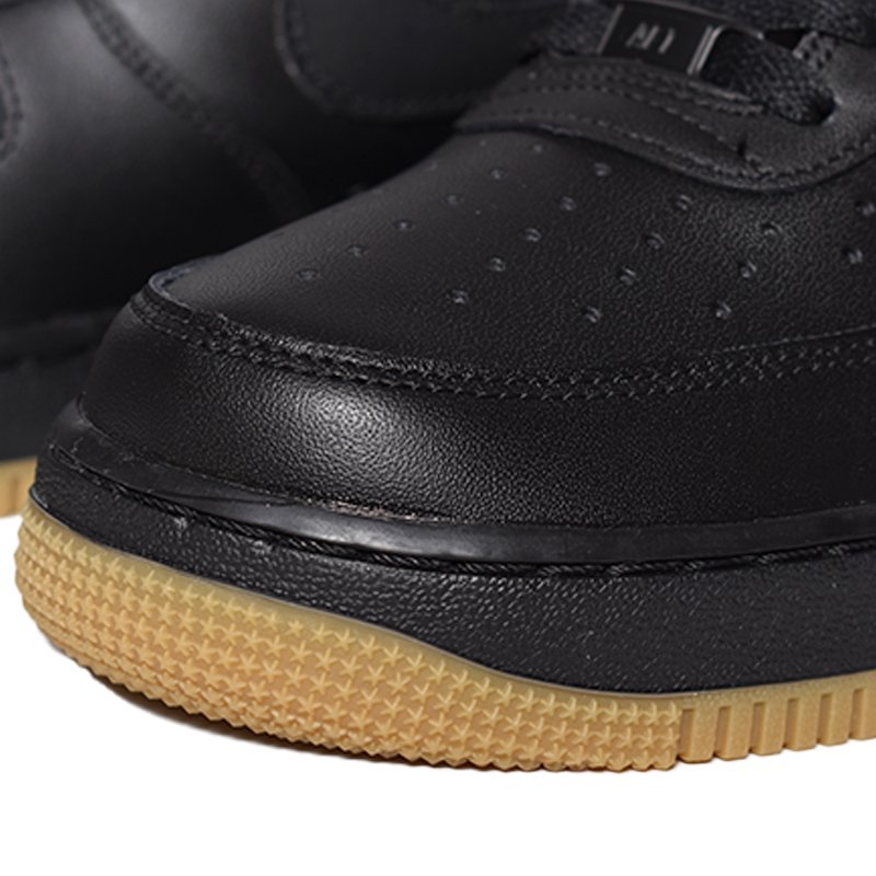 日本未発売 NIKE AIR FORCE 1 '07 