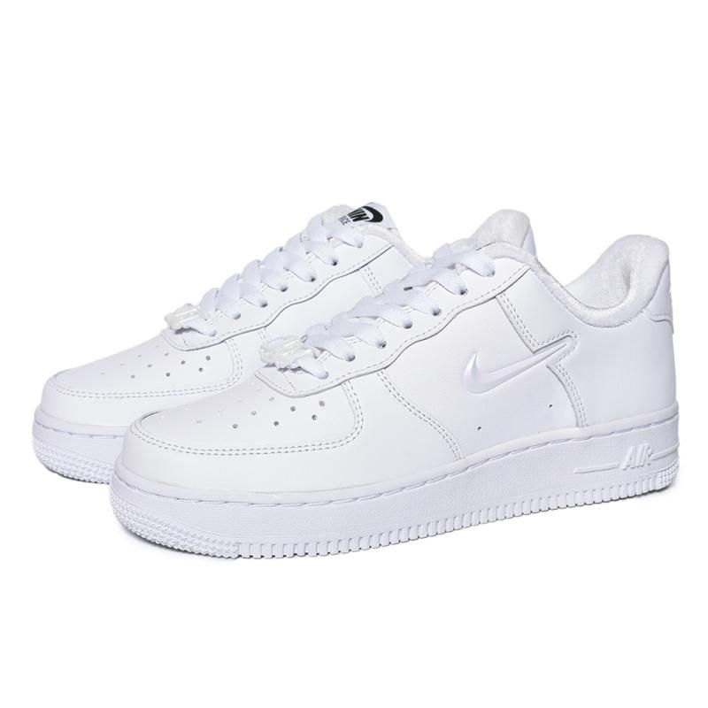 NIKE WMNS AIR FORCE 1 '07 SE 