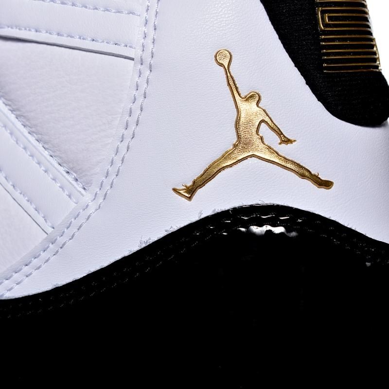 NIKE AIR JORDAN 11 RETRO 