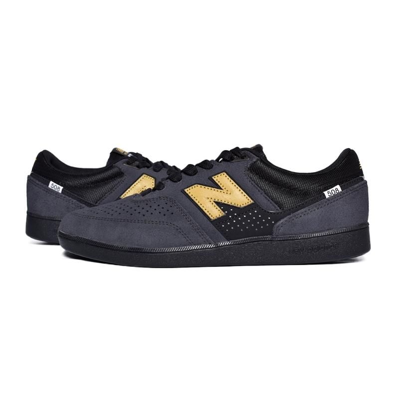 最終値下げ❗️美品❗️new balance ブラックニットジャケット 蓄熱　極暖♡ 美品❗️new balance ブラックニットジャケット 蓄熱 極暖