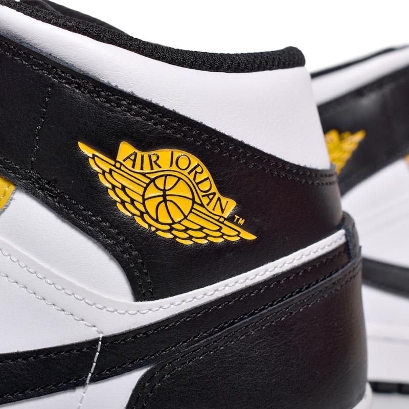 NIKE AIR JORDAN 1 MID 