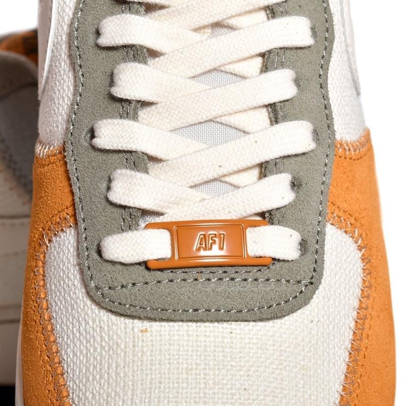 海外限定 NIKE AIR FORCE 1 '07 LV8 EMB 