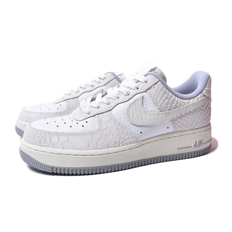 NIKE WMNS AIR FORCE 1 '07 