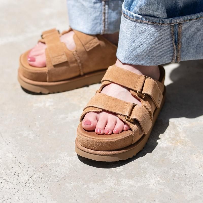 UGG W GOLDENSTAR HI SLIDE SANDAL 