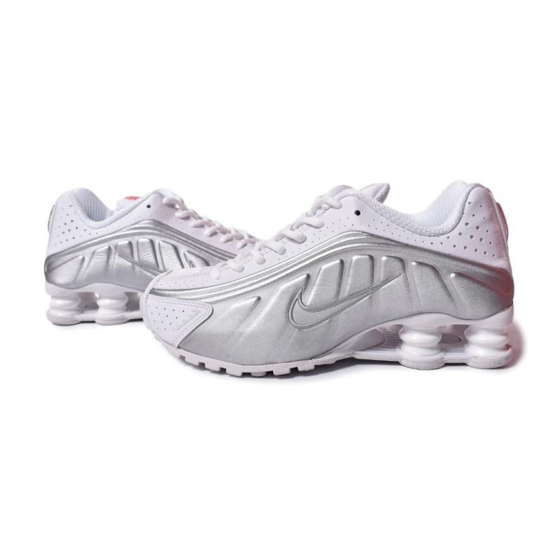NIKE SHOX R4 NIKE SHOX R4