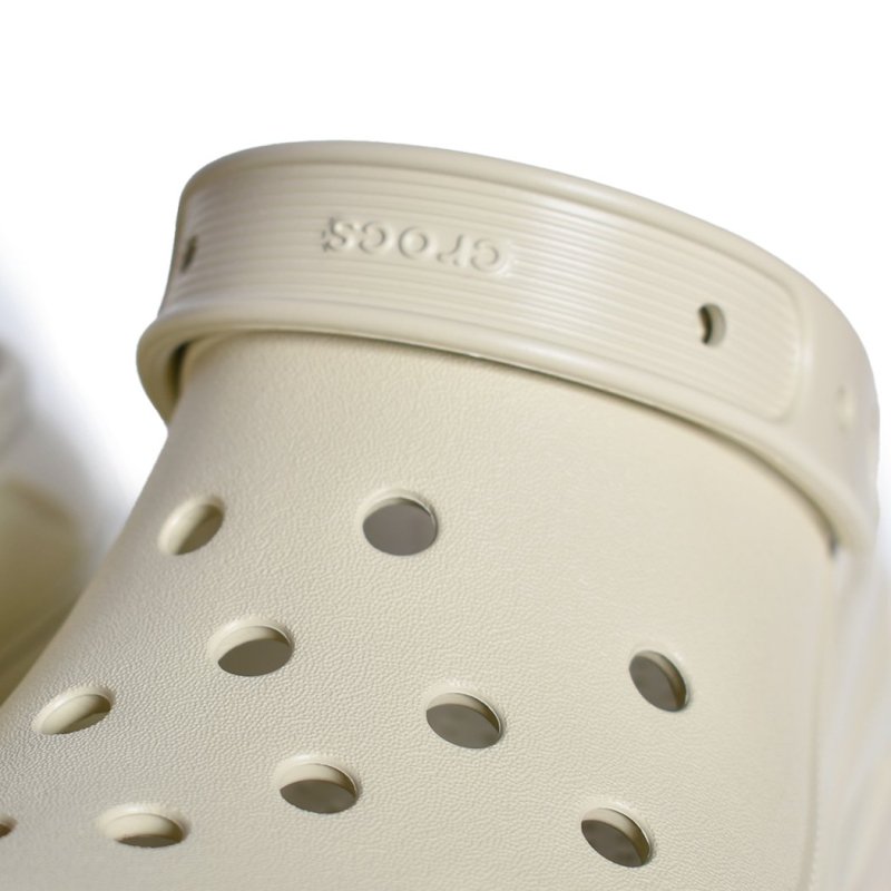 crocs CLASSIC MEGA CRUSH CLOG BONE クロックス クラシック メガ クラッシュ クロッグ サンダル スライド  レディース ボーンBONE 厚底 207988-2Y2 - 海外限定 日本未発売 希少モデル スニーカー ショップ シューズ 大阪 北堀江  プレシャスプレイス【 IMPORT SHOES ...