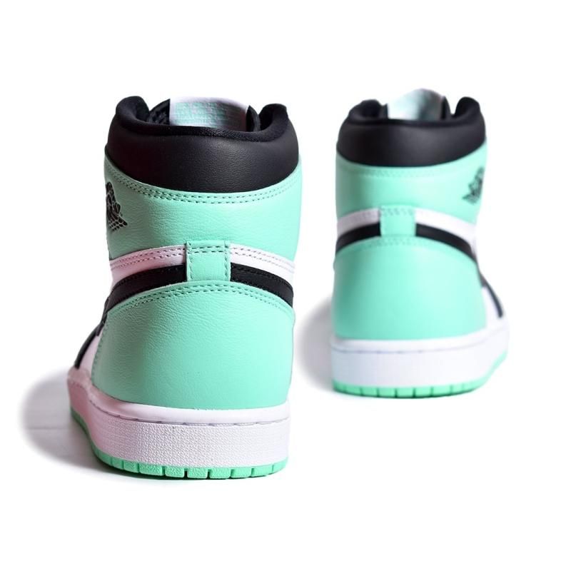 NIKE AIR JORDAN 1 RETRO HIGH OG 