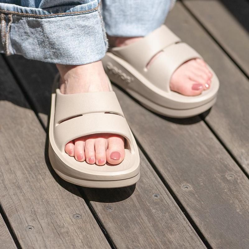 OOFOS OOmega OOahh NOMAD ե ᥬ   SANDAL 饤 SLIDE Υޥ ꥫХ꡼  ǥ 2000730102232