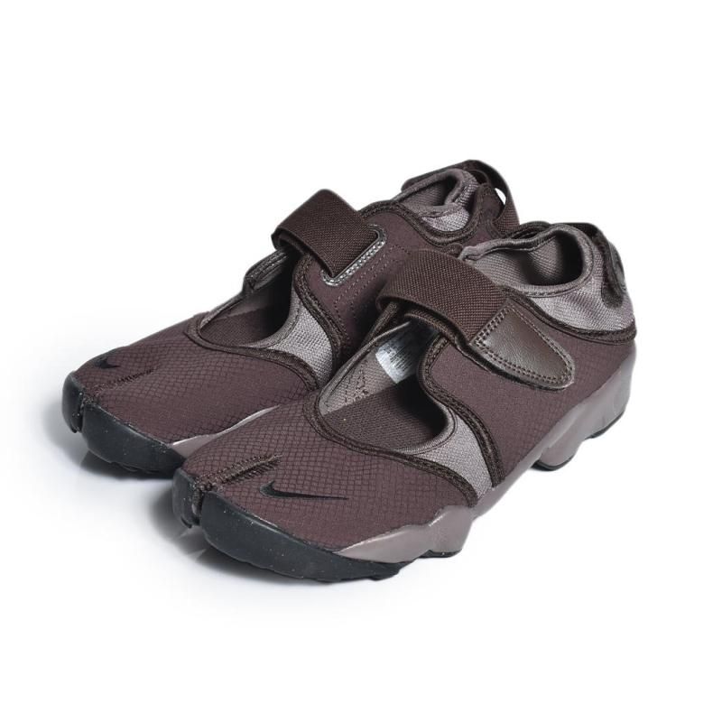 NIKE エアリフト　ブラウン　25cm NIKE WMNS AIR RIFT 