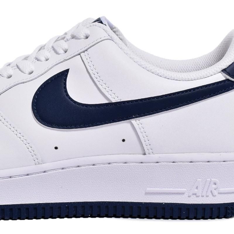 NIKE AIR FORCE 1 '07 
