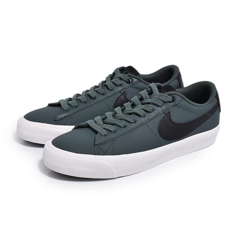 美品Nike SB ZOOM BLAZER LOW PRO GTブレーザー ロー 楽天市場】【SALE】NIKE SB ZOOM BLAZER LOW GT ISO CW7462-400