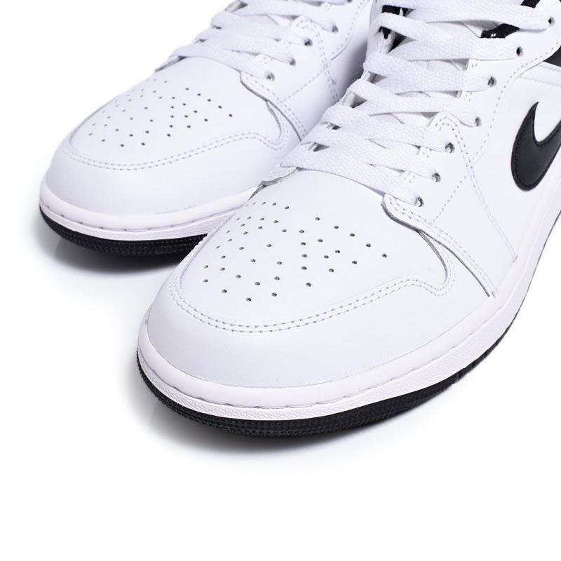 NIKE AIR JORDAN 1 LOW 