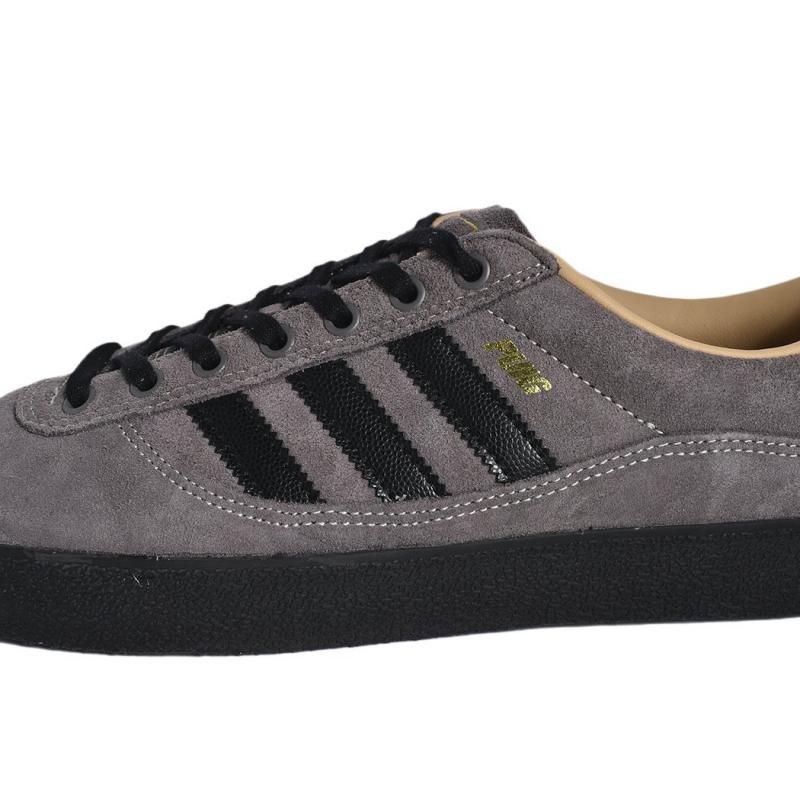 海外限定 adidas PUIG INDOOR 