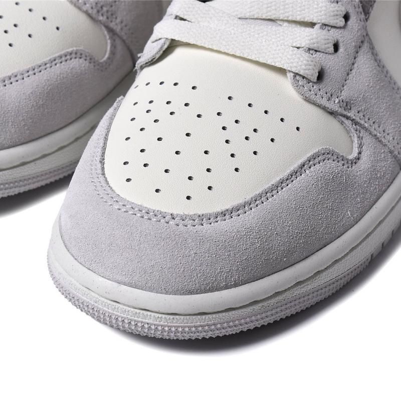 NIKE AIR JORDAN 1 MID SE 