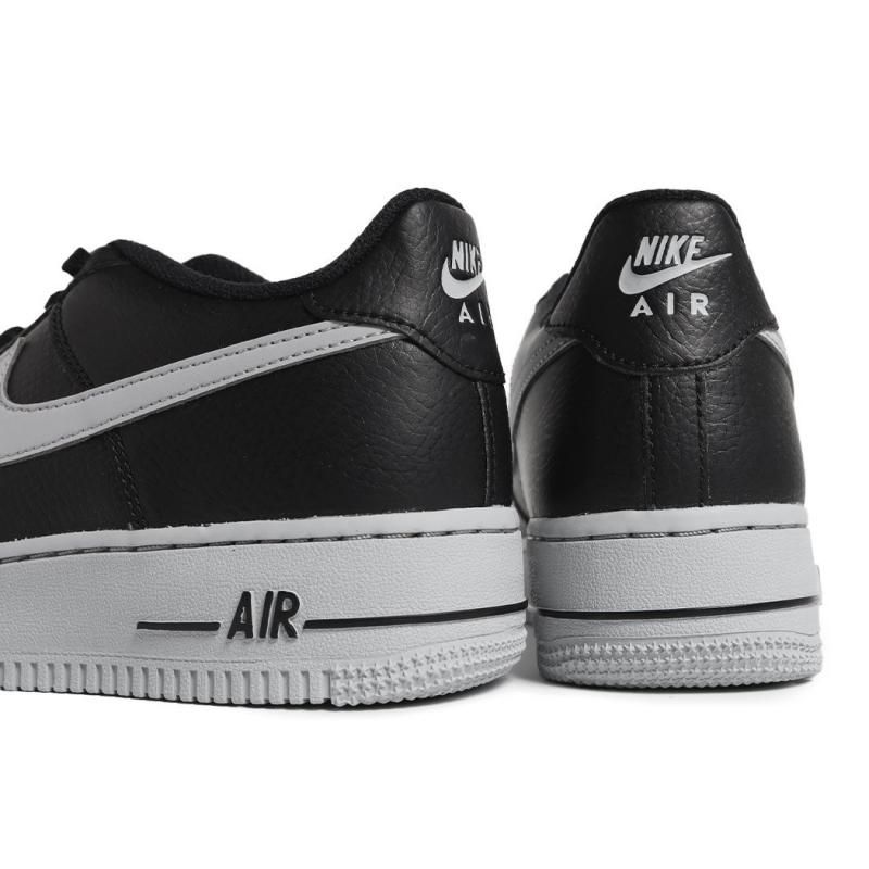 Nike エアフォース1 黒 日本未発売 NIKE AIR FORCE 1 '07 