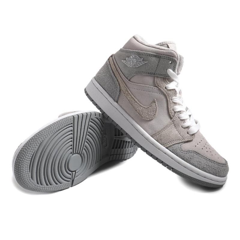 NIKE WMNS AIR JORDAN 1 MID SE Particle Grey ナイキ エア NIKE WMNS AIR JORDAN 1 MID SE Particle Grey ナイキ エア