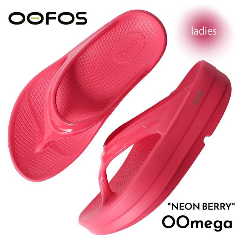 OOFOS OOmega NEON BERRY ե ᥬ    SANDAL ȥ  å red ꥫХ꡼ ǥ 2000440156251
