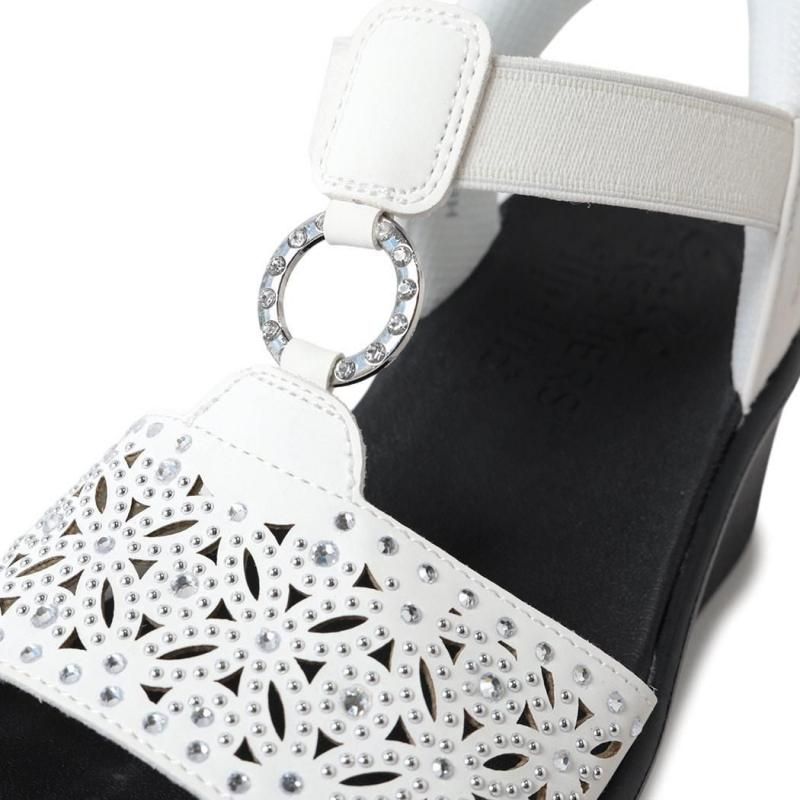 SKECHERS RUMBLE ON-DANCING AWAY WHITE スケッチャーズ ランブル