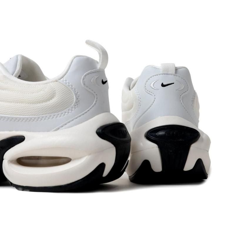Nike Air Max portal ホワイト　白　スニーカー　7 24cm ナイキ エア マックス ポータル ウィメンズシューズ / Nike Air
