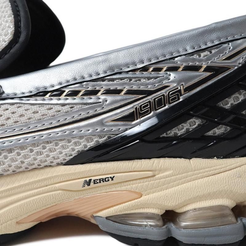 ニューバランス U1906LOB Silver llic Cream NEW BALANCE U1906LOB LOAFER SILVER METALLIC/CREAM