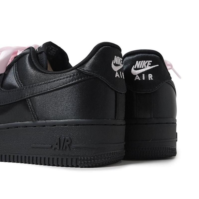 ナイキ エア フォース 1 ‘07 LV8 サテン　リボン NIKE ナイキ ウィメンズ エアフォース スニーカー WMNS AIR