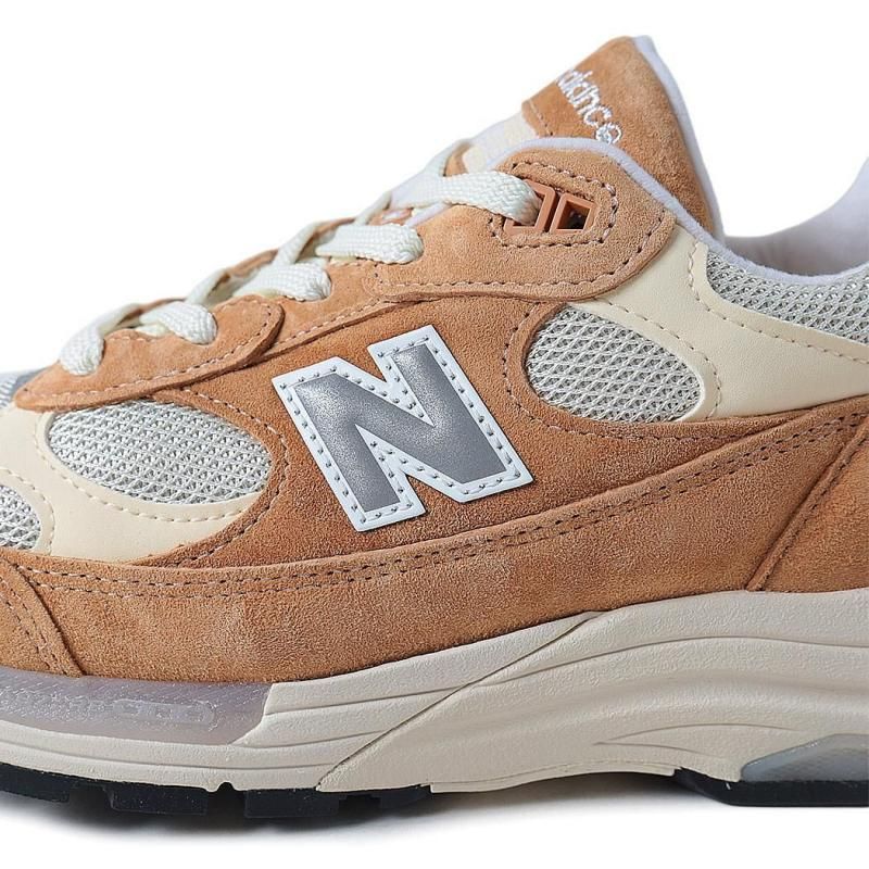 NEW BALANCE U992CC 