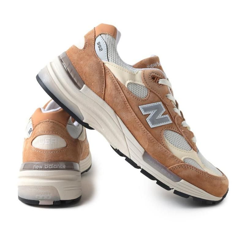 NEW BALANCE U992CC 