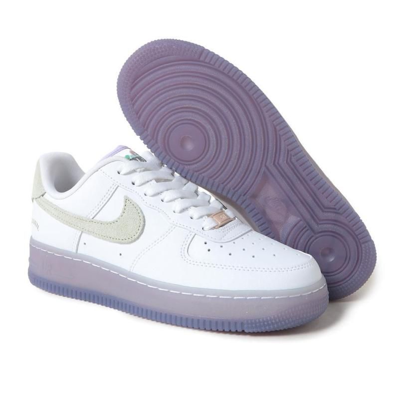 ウィメンズ Nike Air Force 1 Low White Barely Nike Air Force 1 Low White Barely (Women's)